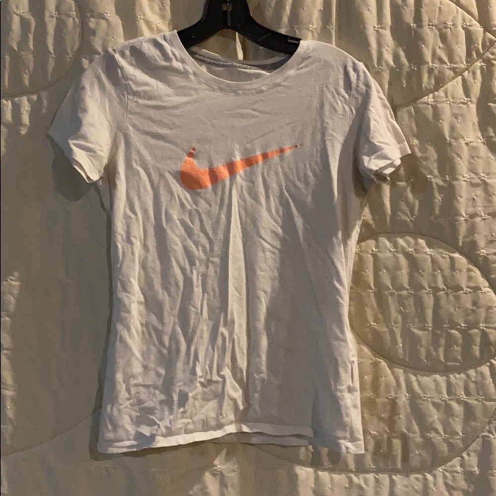 Nike T-shirt